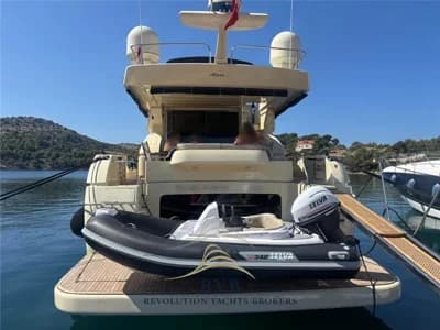 Ferretti Yachts - ALTURA 690 3