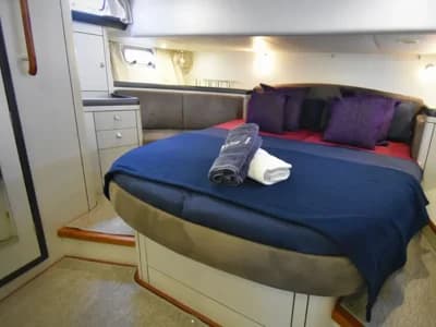 2005 Oyster 56 Boat for Sale in Ipswich 3