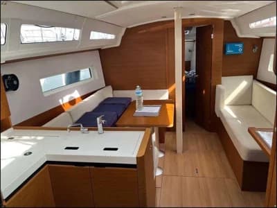 Jeanneau SUN ODYSSEY 380 3