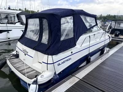 1999 Glastron PCs-27 Boat for Sale in Windermere 3