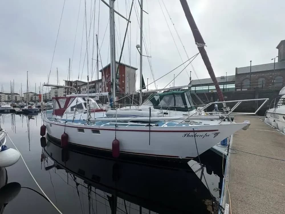 1989 Van De Stadt 42 Ketch Boat for Sale in Ardrossan