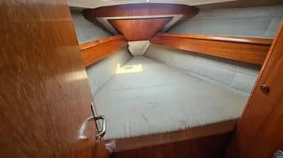 1998 Jeanneau Sun Odyssey 34.2 Boat for Sale 3