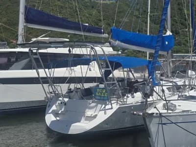 2010 Jeanneau Sun Odyssey 44i Boat for Sale in Manuel Reef 2