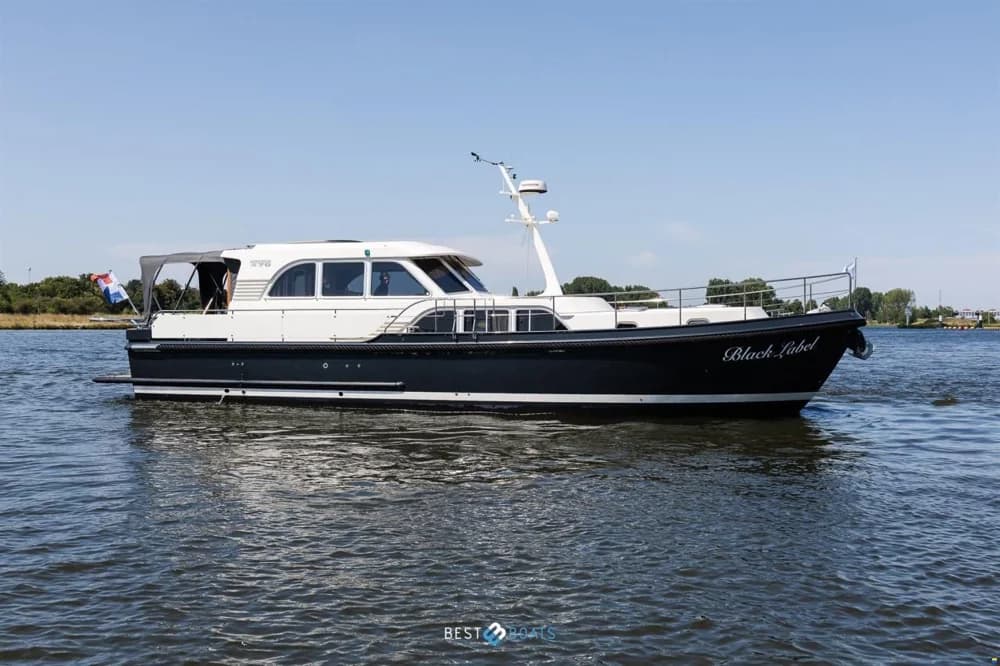 Linssen Grand Sturdy 470 Sedan Wheelhouse