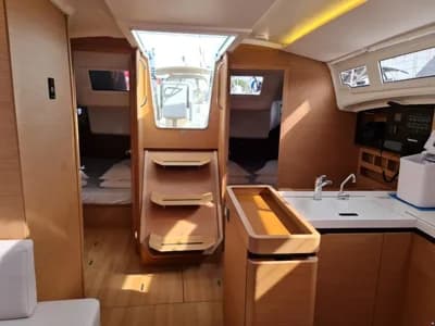 Jeanneau Sun Odyssey 410 2
