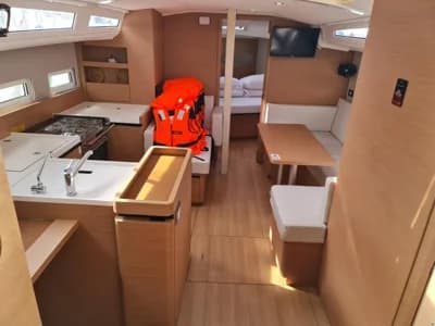 Jeanneau Sun Odyssey 410 3