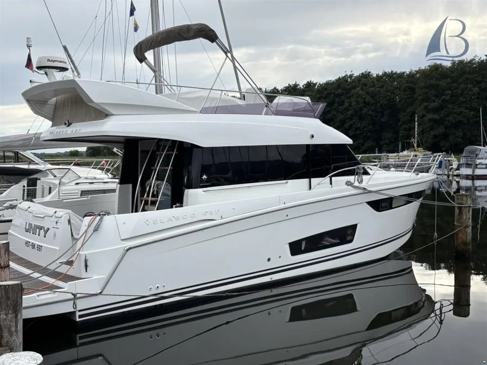 Jeanneau Velasco 43F