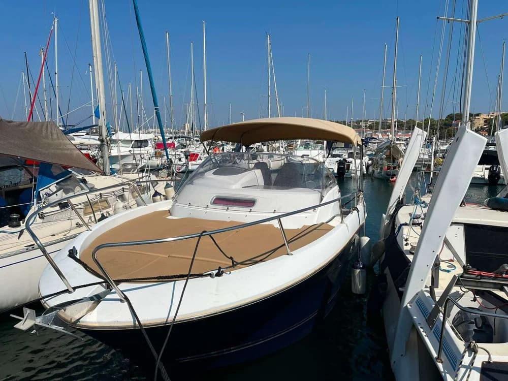 Jeanneau Cap Camarat 8.5 WA