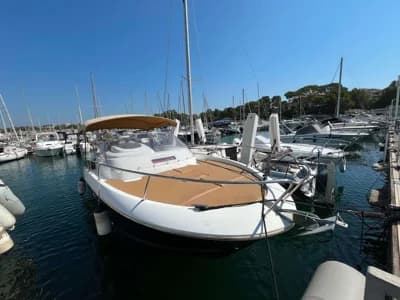 Jeanneau Cap Camarat 8.5 WA 2