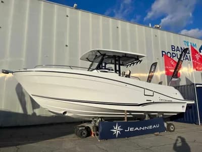 Jeanneau Cap Camarat 10.5 CC 2