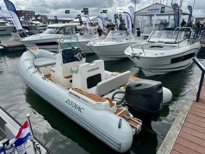 Zodiac Medline 5.8 RIB 2