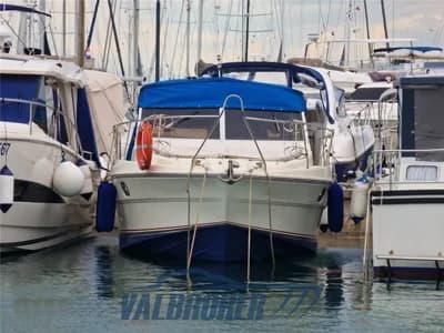 Princess Yachts - Riviera 287 2