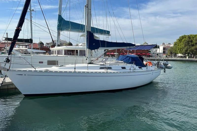 1998 Dufour 38 Classic | 12m