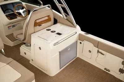 Chris Craft Calypso 28 Outboard 5