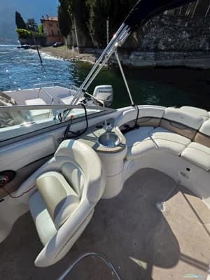 Four Winns 240 Horizon Bowrider 3