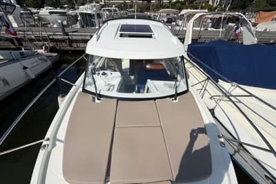 2017 Beneteau Antares 8 2