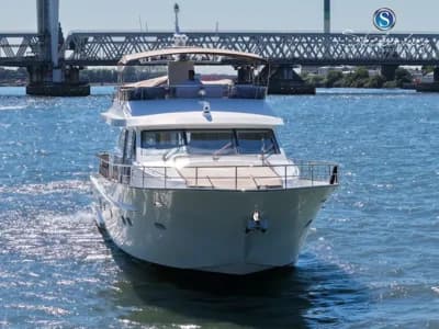 2012 Van der Valk Continental II 2300 ALU-IPS | 23m 3