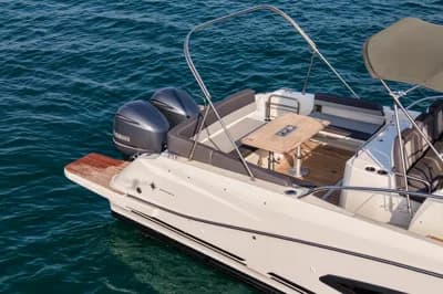 2018 Jeanneau Cap Camarat 10.5 WA 3