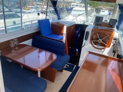 2005 Beneteau Antares 760 Boat for Sale in Plymouth 2