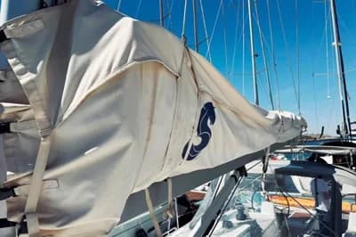 Beneteau Oceanis 34.1 5