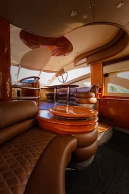 2004 Azimut 55E 3