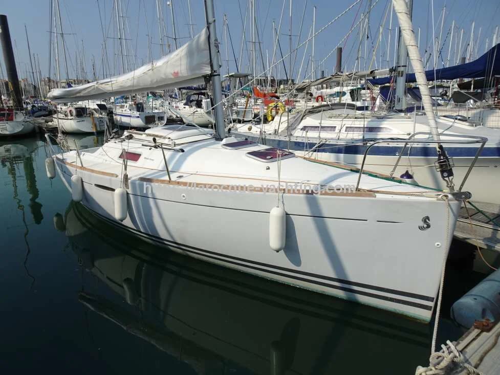 BENETEAU FIRST 25.7 S LIFTING KEEL