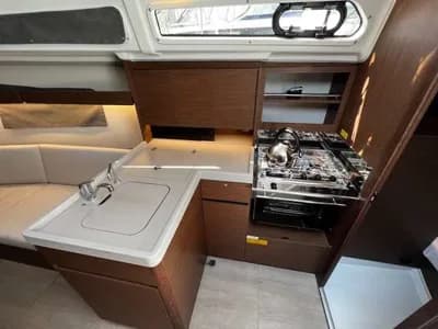 BENETEAU OCEANIS 34.1 3