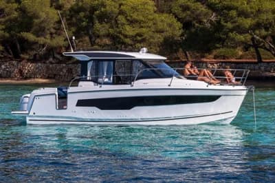 2027 Jeanneau Merry Fisher 895 Serie 2 | 8m 2