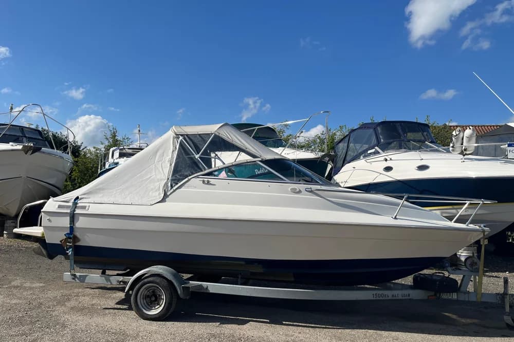 1999 Bayliner 1952 | 6m