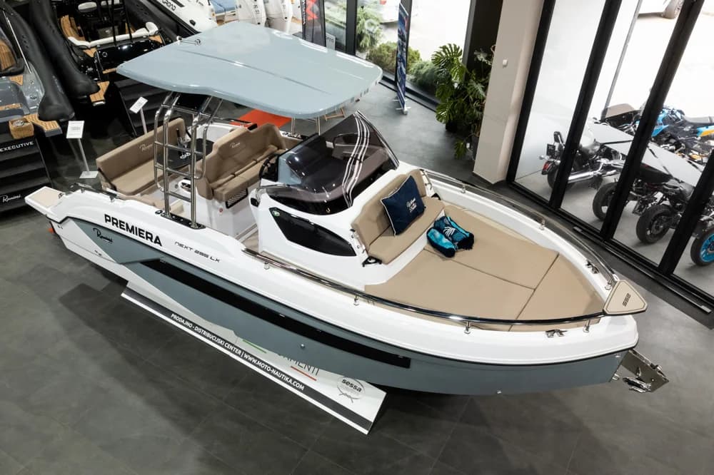 2026 Ranieri TOP OFFER Ranieri International Next 255 LX F250 UCB | 8m
