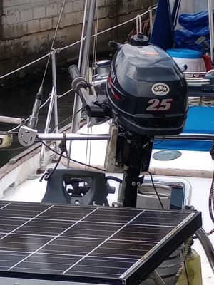 1977 Fantasia 35 Boat for Sale in Río Dulce 4