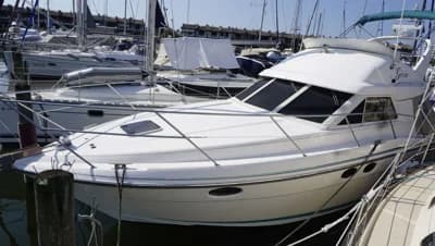 Fairline Brava 33 3