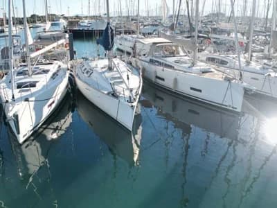 Bénéteau First 42S7 2