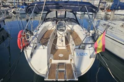 Bavaria Cruiser 35 3