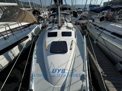 Hunter 320 2