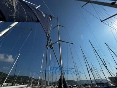 Hunter 320 3