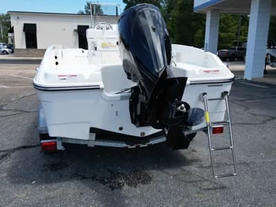 2025 Bayliner T18LE 3