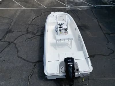 2025 Bayliner T18LE 4