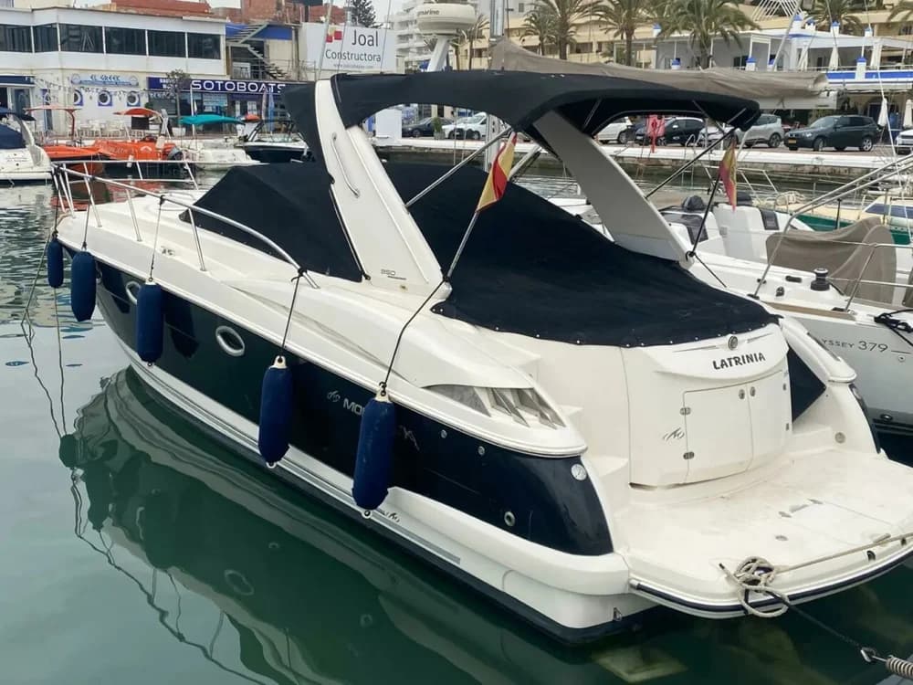 Monterey 350 Sport Yacht
