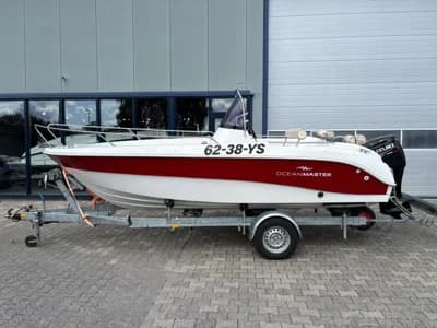 Ocean Master 550 Center Console 2