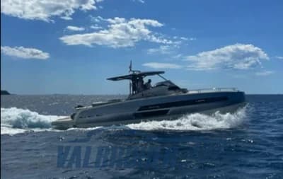 Invictus GT370 2