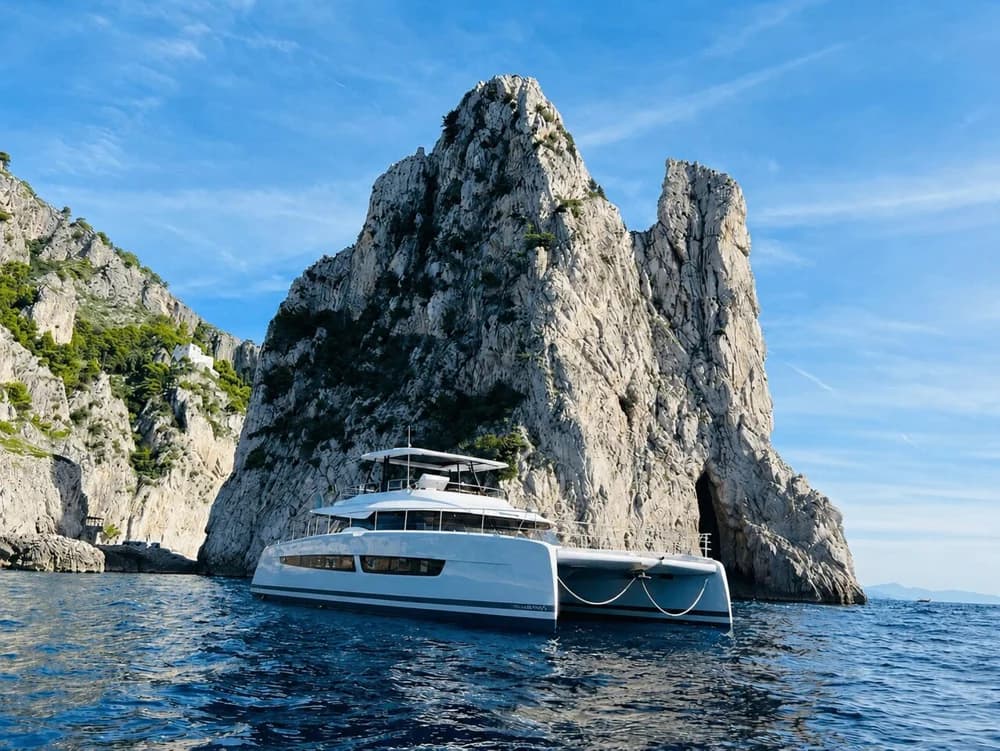 Fountaine Pajot Power 67