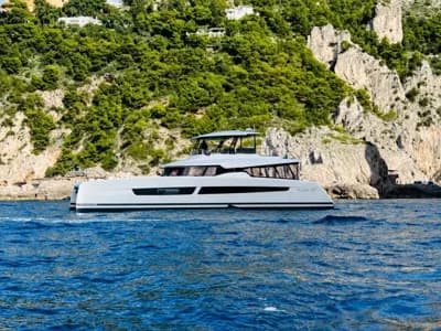 Fountaine Pajot Power 67 2