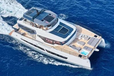Fountaine Pajot Power 80 3