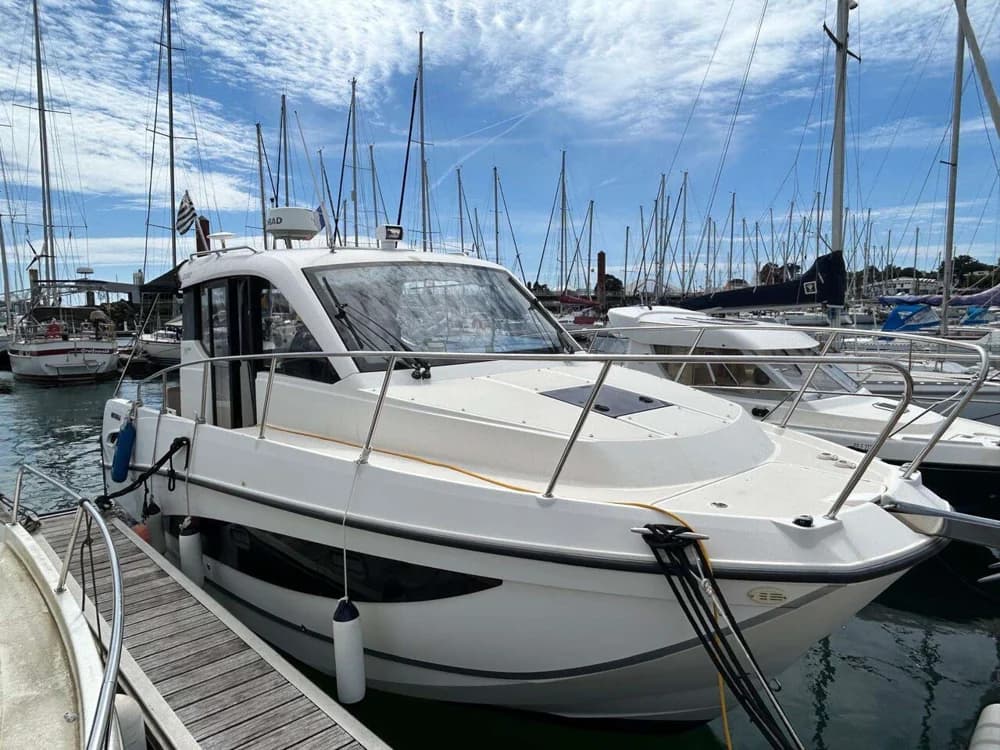 Quicksilver Activ 905 Weekend