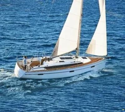 Bavaria 37 Cruiser A/C 2