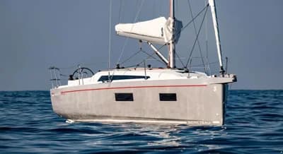 Beneteau Oceanis 34.1 4
