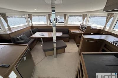 2019 Lagoon 42 | 13m 5