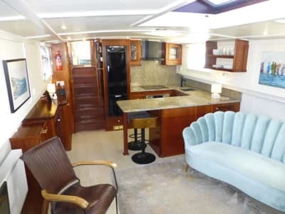 2005 Delta Marine Luxemotor 57 | 17m 3