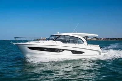 2022 Beneteau Antares 11 OB 2